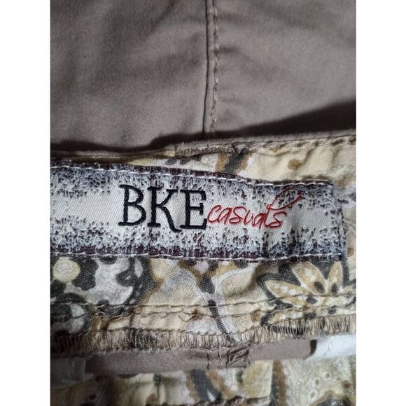 BKE Pants Ladies 26 Khakis BRYN Tan Straight Leg - Picture 5 of 8